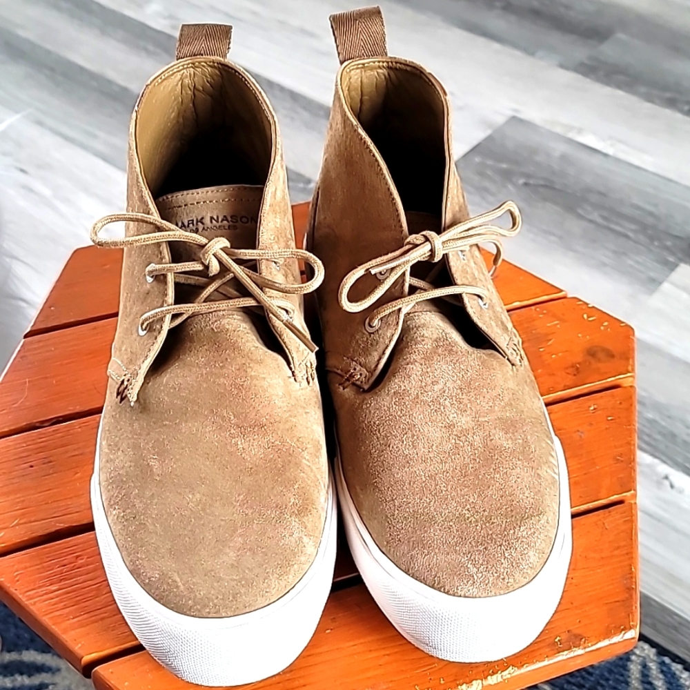 MARK NASON Mens Size10 Camel suede hightop shoes